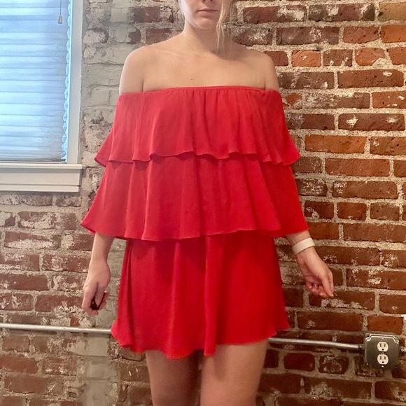Show me your Mumu red romper - Picture 2 of 6